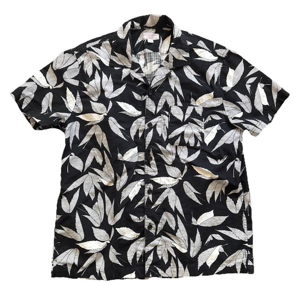 Wallace & Barnes Shirt Men Large Camp Collar Floral Black Short Sleeve Button Up